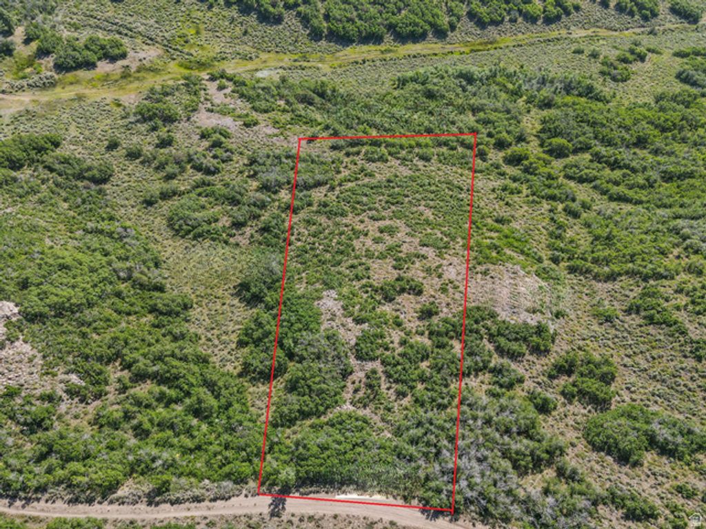 Image 12 of property listing at 12114 N EAST PARK DR, Heber City, UT 84032