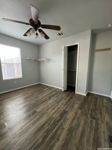 435 N SAN HORACIO AVE, San Antonio, TX 78228