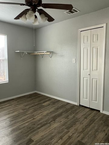 435 N SAN HORACIO AVE, San Antonio, TX 78228