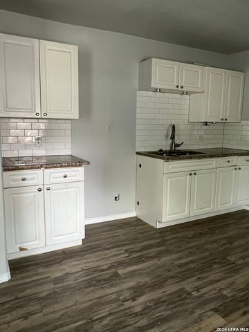 435 N SAN HORACIO AVE, San Antonio, TX 78228