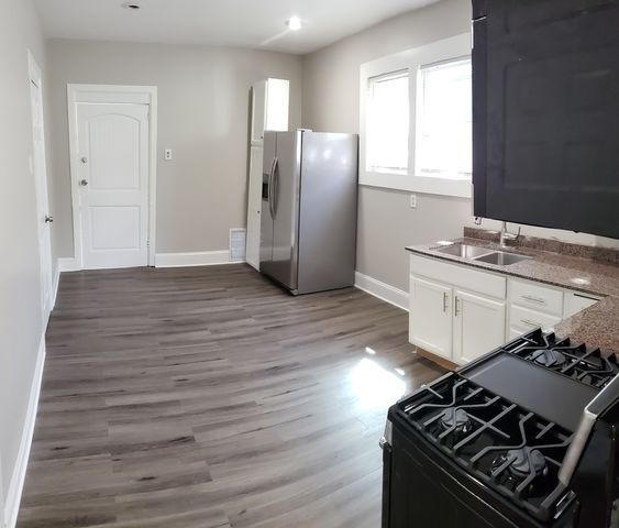 2437 N Central Avenue, Chicago, IL 60639