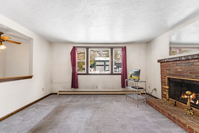 10 Oriole Way, Plymouth, MA 02360