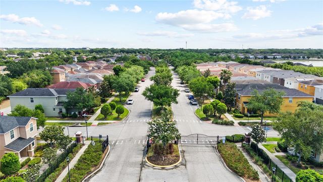 9207 ENGLISH OAKS LANE, Riverview, FL 33578