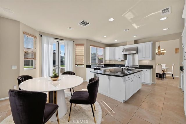 35913 Nonnie, Wildomar, CA 92595