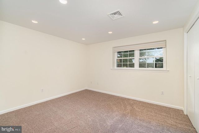 988 W AREBA AVE, Hershey, PA 17033