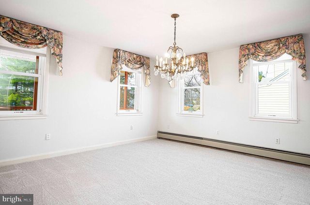 3127 WILLOUGHBY RD, Baltimore, MD 21234