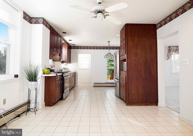 3127 WILLOUGHBY RD, Baltimore, MD 21234