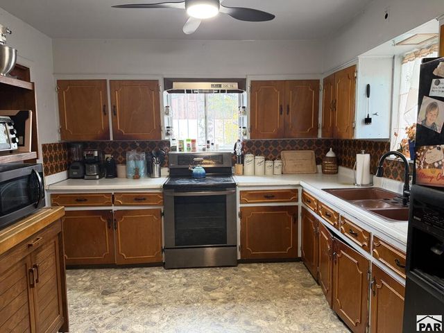 2608 Poplar St, Pueblo, CO 81004
