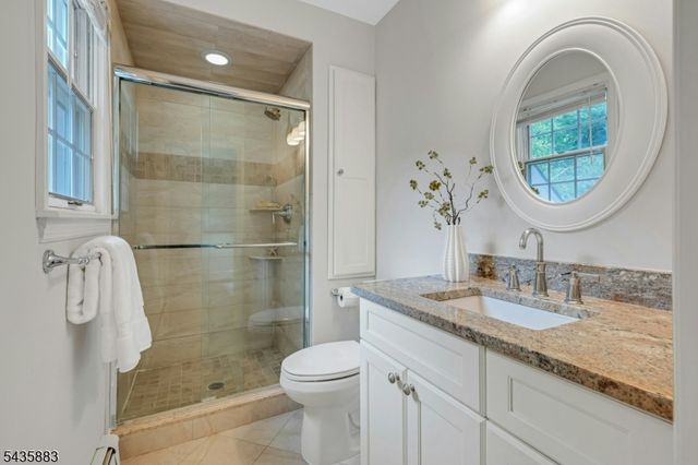 89 Beechwood Rd, Summit City, NJ 07901