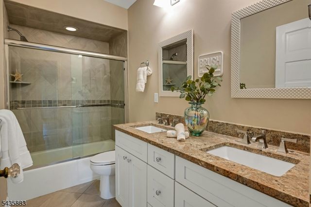 89 Beechwood Rd, Summit City, NJ 07901