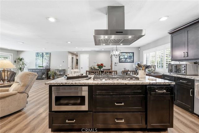5011 Santa Fe, Yorba Linda, CA 92886