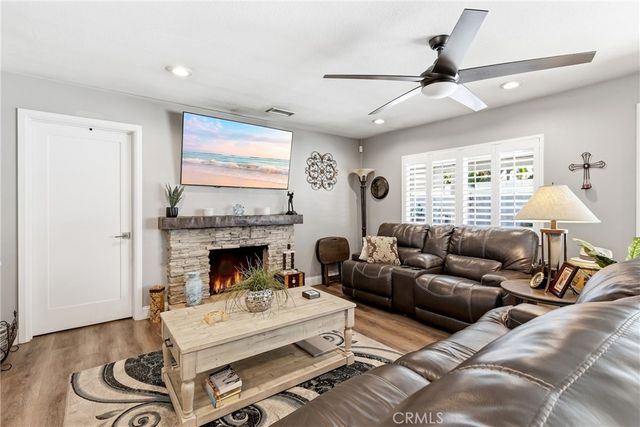 5011 Santa Fe, Yorba Linda, CA 92886