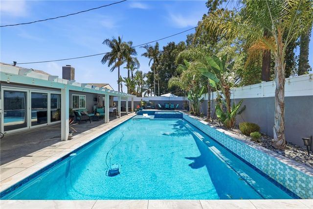 5011 Santa Fe, Yorba Linda, CA 92886