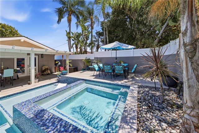 5011 Santa Fe, Yorba Linda, CA 92886
