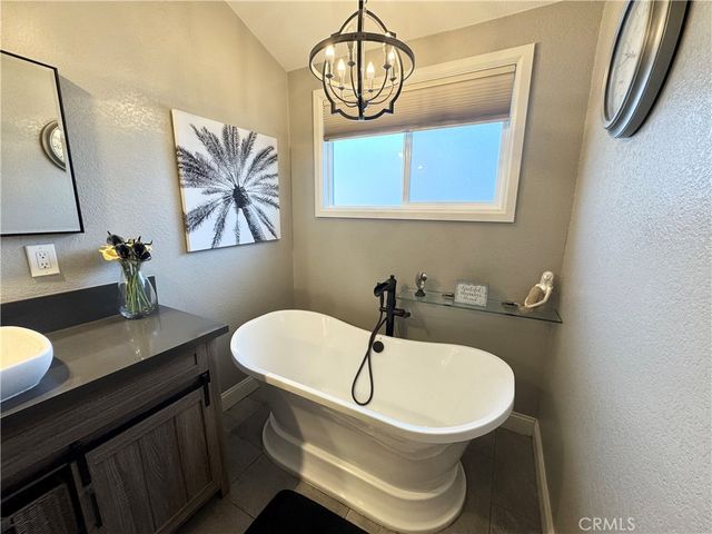 5011 Santa Fe, Yorba Linda, CA 92886