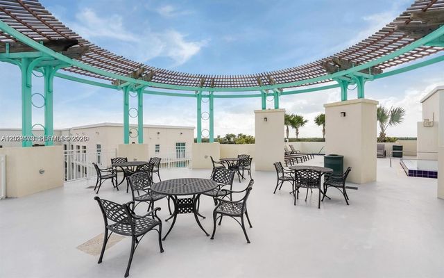 7270 SW 88th Street B502, Miami, FL 33156