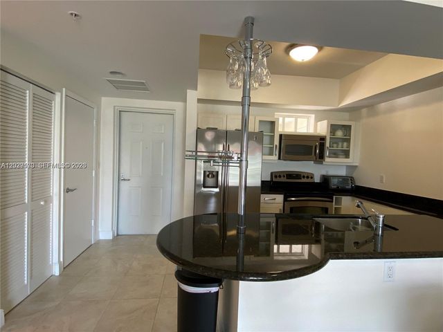 7270 SW 88th Street B502, Miami, FL 33156