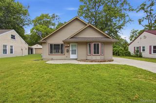 22141 Condon Street, Oak Park, MI 48237