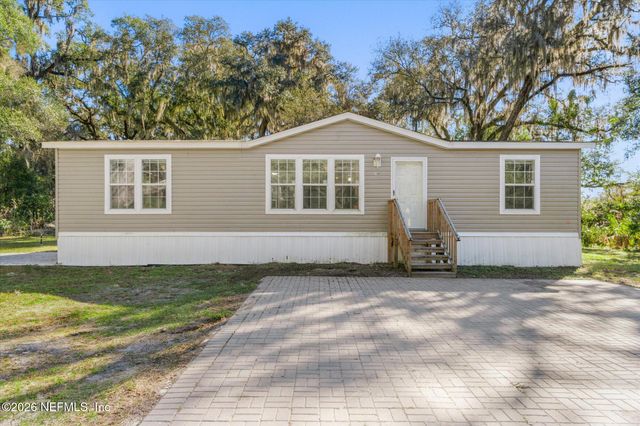 130 SISCO Road, Pomona Park, FL 32181