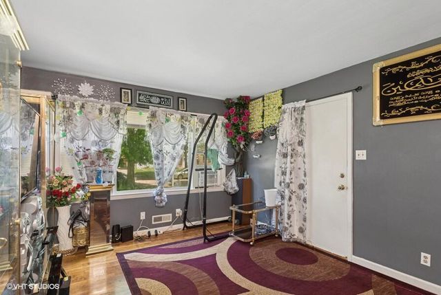 3617 S 22nd STREET #Upper, Milwaukee, WI 53221