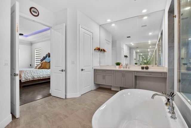 12090 Lake Trail Lane, Parkland, FL 33076