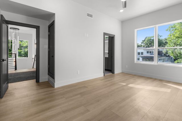 912 Brookwood Drive, Dallas, TX 75224