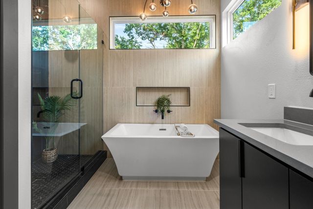 912 Brookwood Drive, Dallas, TX 75224