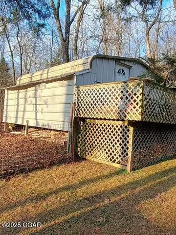 943 Hickory Lane, Pineville, MO 64856