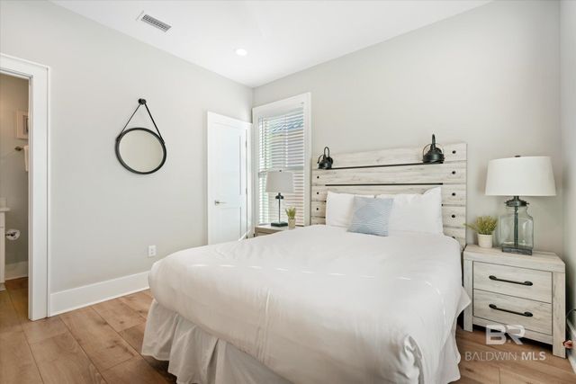 1592 WEST BEACH Boulevard Y, Gulf Shores, AL 36542