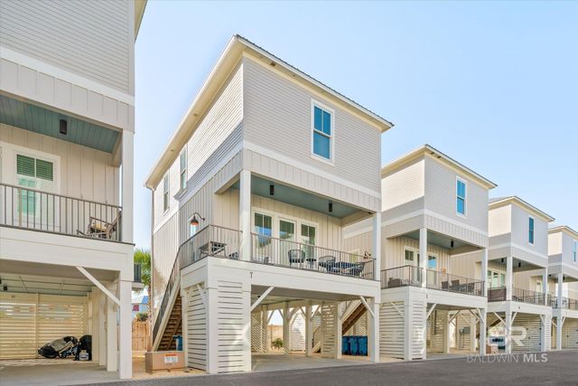 1592 WEST BEACH Boulevard Y, Gulf Shores, AL 36542