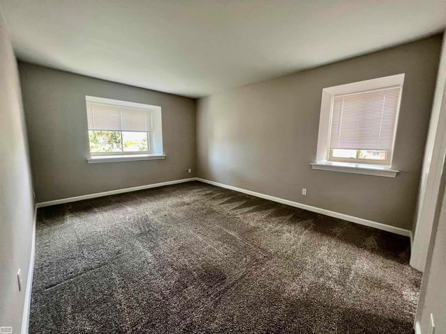 532 Riviera Drive, St Clair Shores, MI 48080