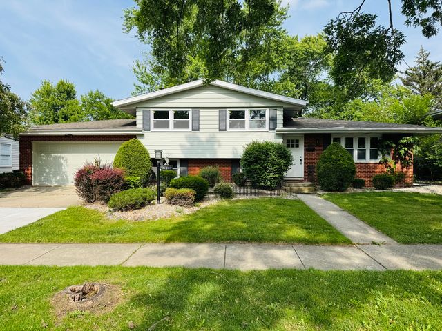 18947 Ridgewood Avenue, Lansing, IL 60438