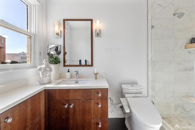 1100 Sacramento Street 404, San Francisco, CA 94108