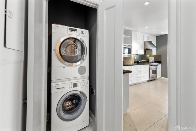 1100 Sacramento Street 404, San Francisco, CA 94108