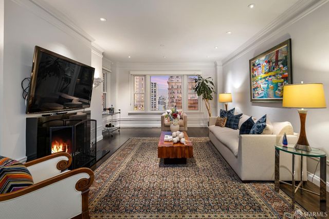 1100 Sacramento Street 404, San Francisco, CA 94108