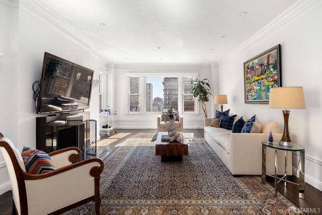 1100 Sacramento Street 404, San Francisco, CA 94108