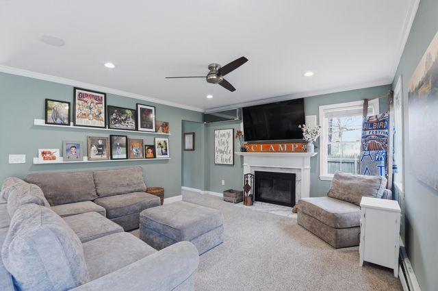 3 Dover Lane, Buzzards Bay, MA 02532