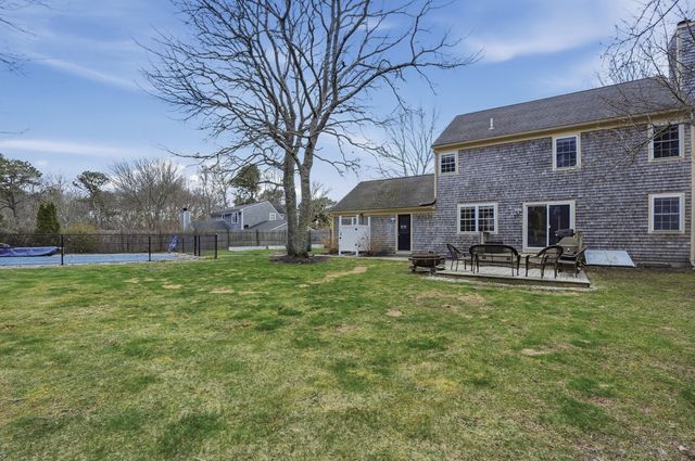 3 Dover Lane, Buzzards Bay, MA 02532
