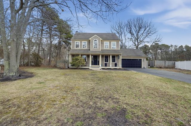 3 Dover Lane, Buzzards Bay, MA 02532