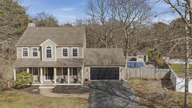 3 Dover Lane, Buzzards Bay, MA 02532