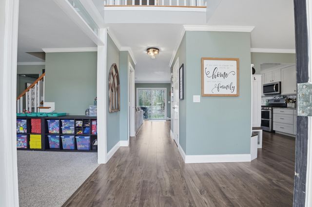 3 Dover Lane, Buzzards Bay, MA 02532