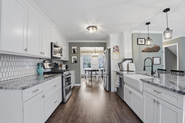 3 Dover Lane, Buzzards Bay, MA 02532