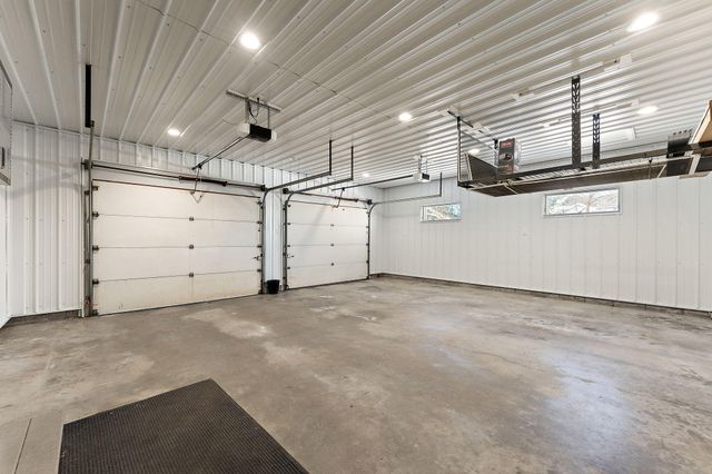 4191 E 400 S, La Porte, IN 46350