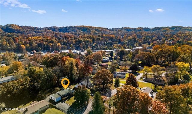 308 Centeroak Drive, Knoxville, TN 37920