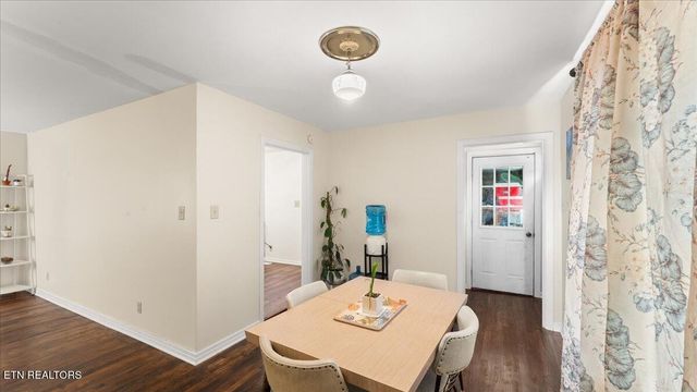 308 Centeroak Drive, Knoxville, TN 37920