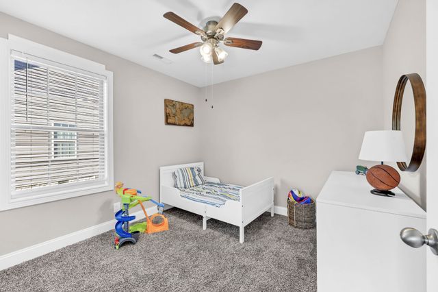 533 Lucky Ln, Clarksville, TN 37042