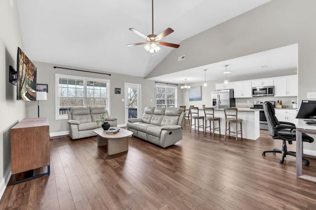 533 Lucky Ln, Clarksville, TN 37042