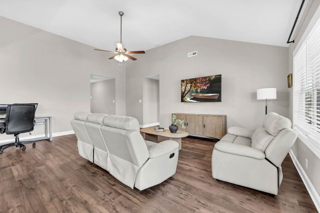 533 Lucky Ln, Clarksville, TN 37042