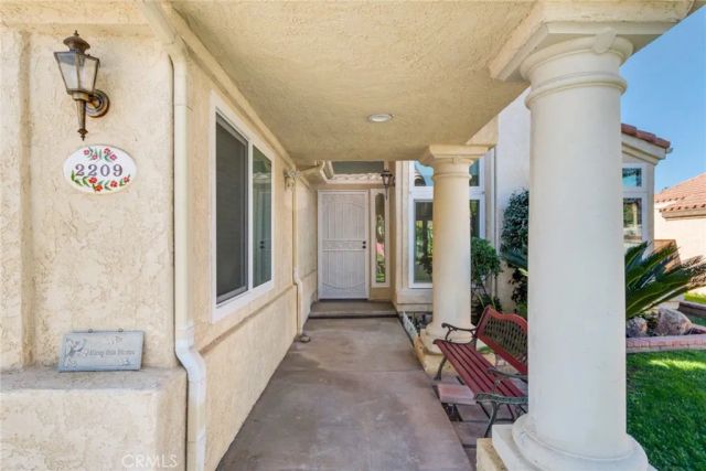 2209 Canyon Drive, Colton, CA 92324