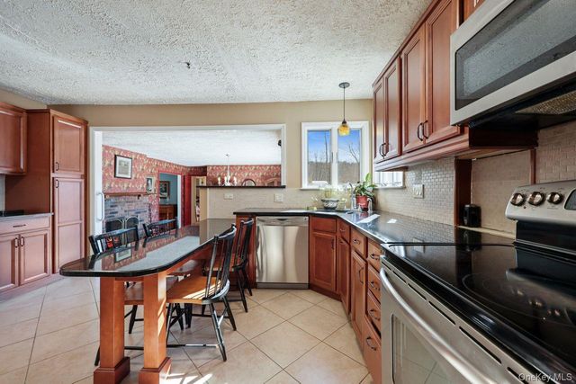 667 Milltown Road, Brewster, NY 10509